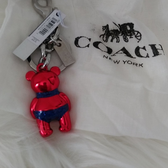 Coach-Captain Marvel keychain - Picture 5 of 5